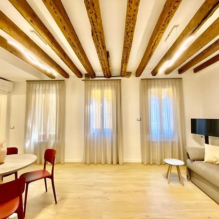 Suite House New Apartments Wi Fi Venice Island Екстериор снимка