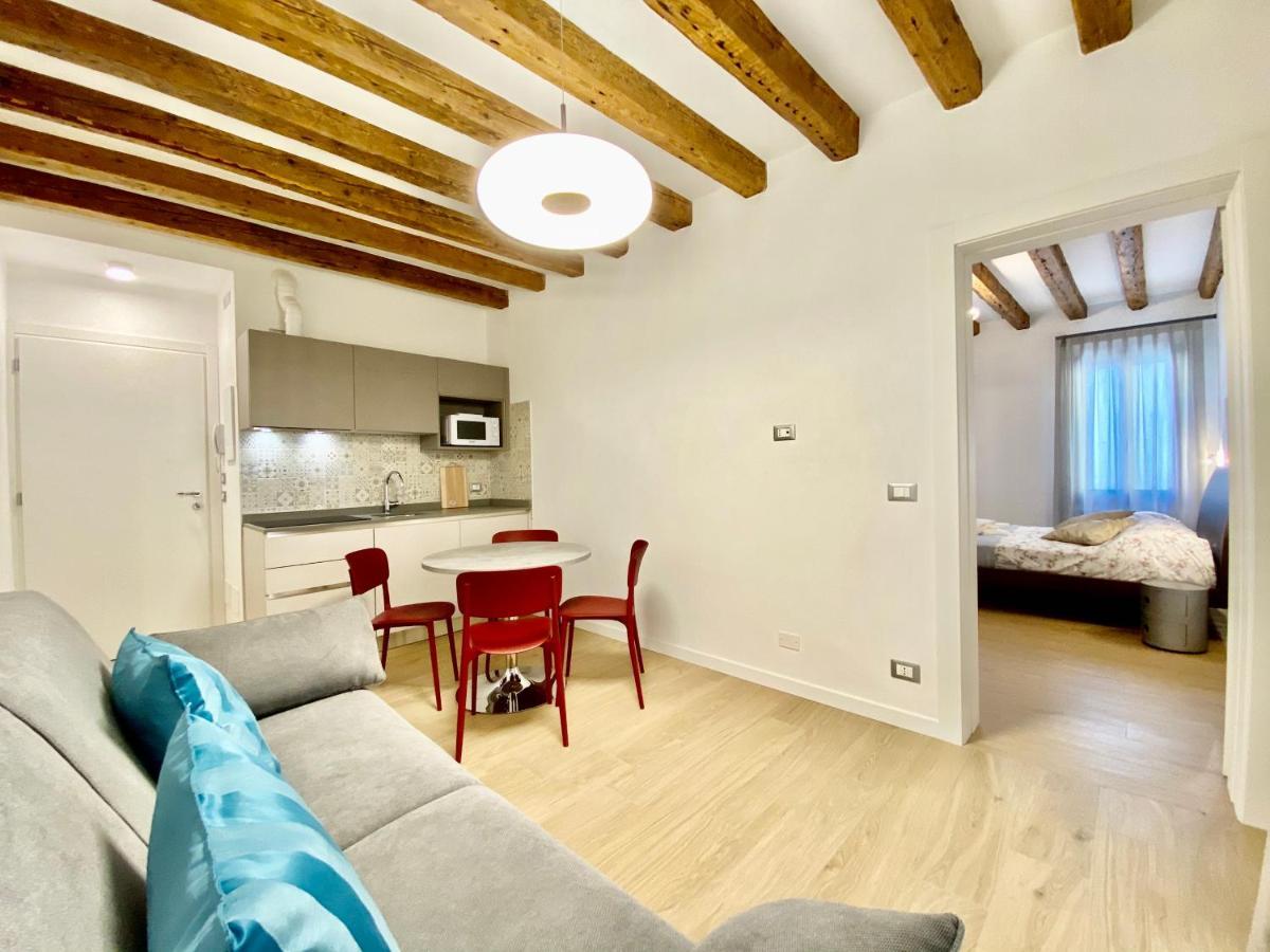 Suite House New Apartments Wi Fi Venice Island Екстериор снимка