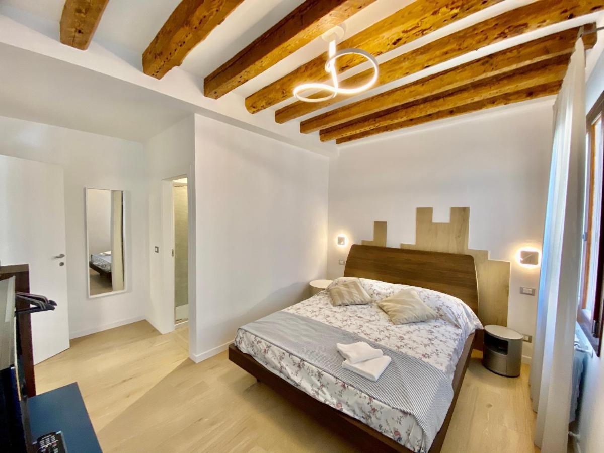 Suite House New Apartments Wi Fi Venice Island Екстериор снимка