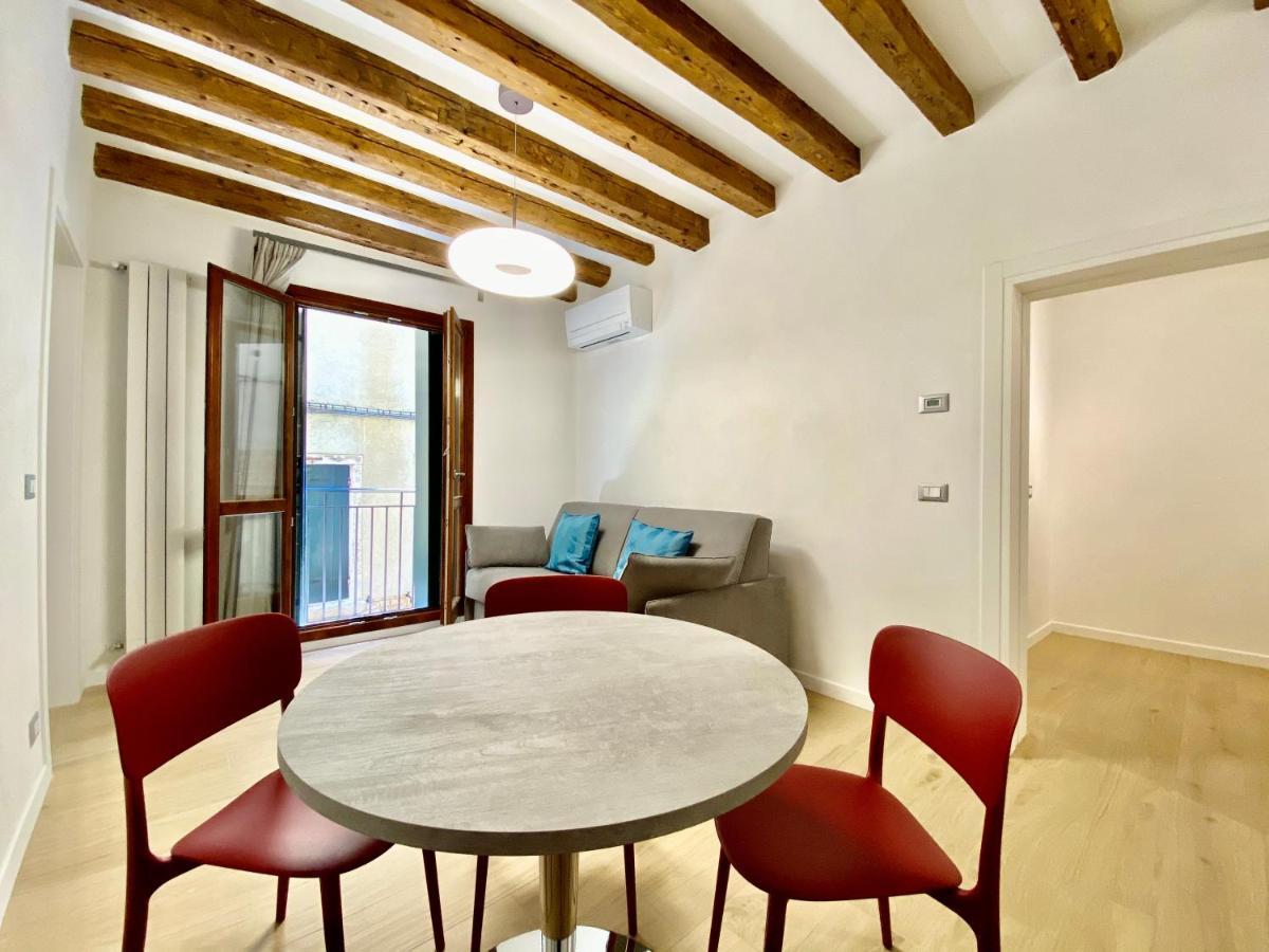 Suite House New Apartments Wi Fi Venice Island Екстериор снимка