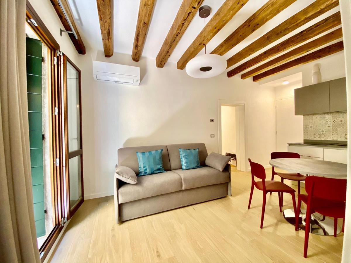 Suite House New Apartments Wi Fi Venice Island Екстериор снимка