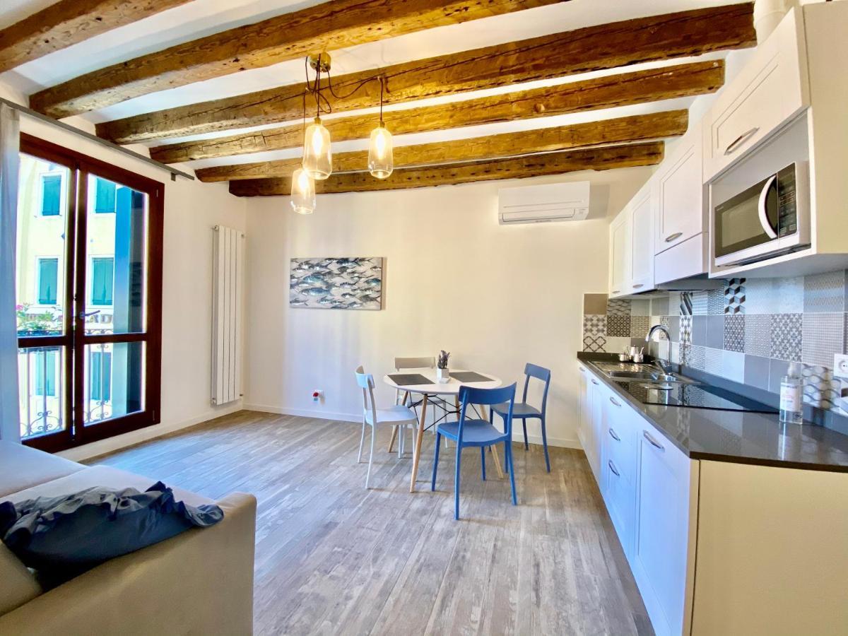 Suite House New Apartments Wi Fi Venice Island Екстериор снимка