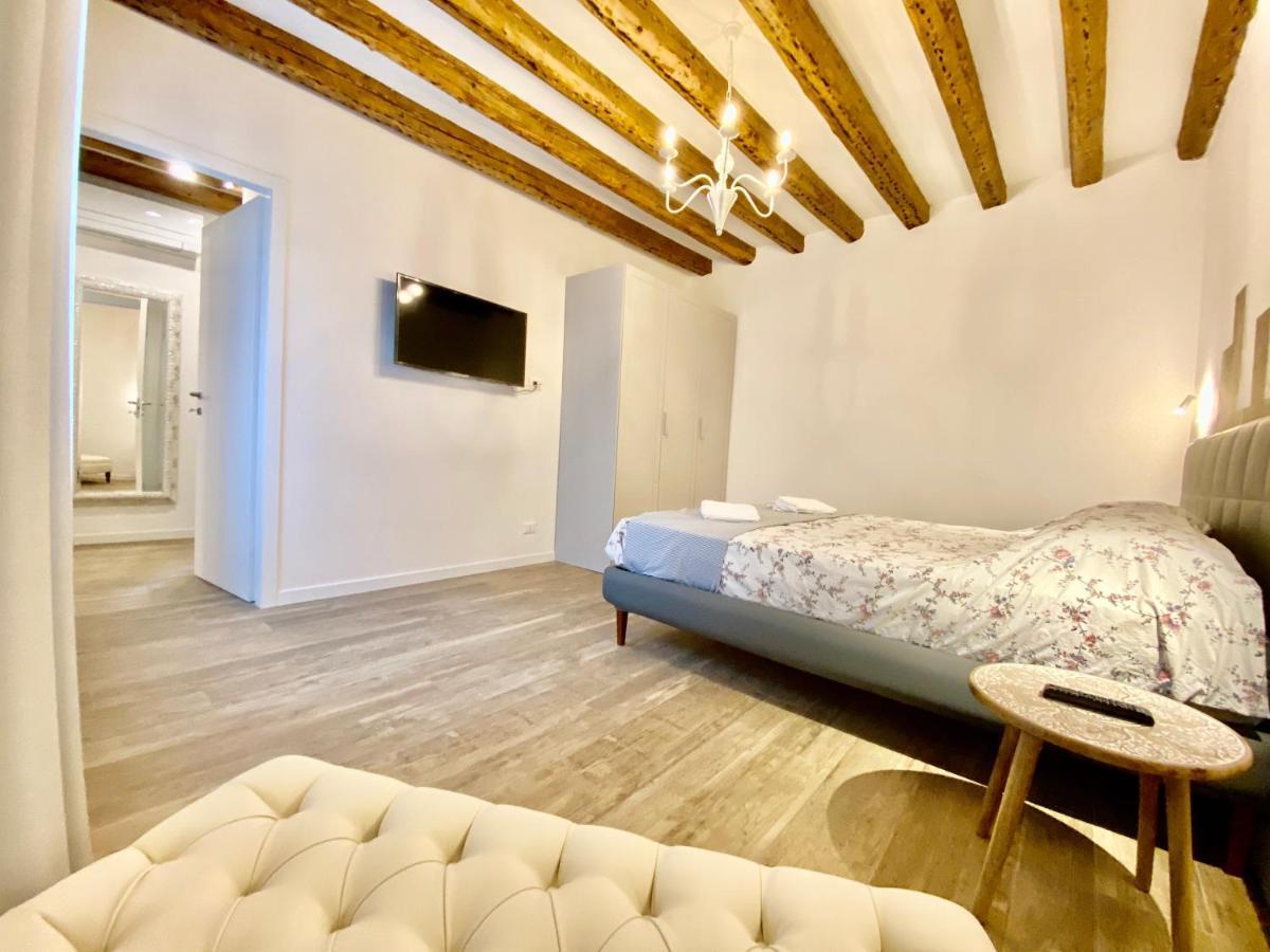 Suite House New Apartments Wi Fi Venice Island Екстериор снимка