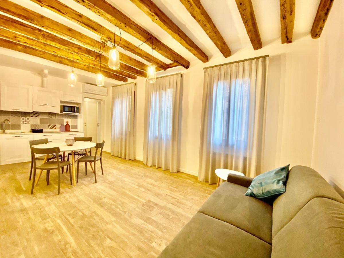 Suite House New Apartments Wi Fi Venice Island Екстериор снимка