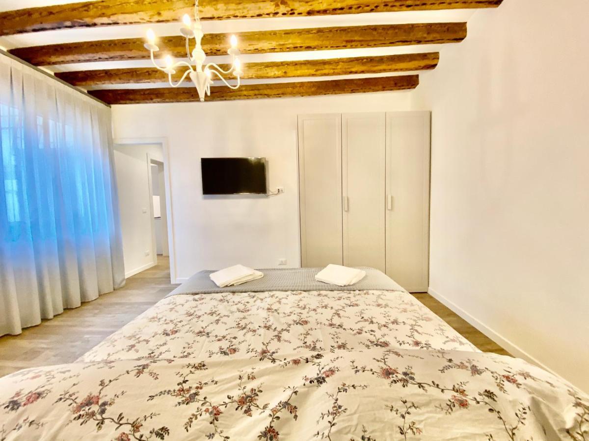 Suite House New Apartments Wi Fi Venice Island Екстериор снимка