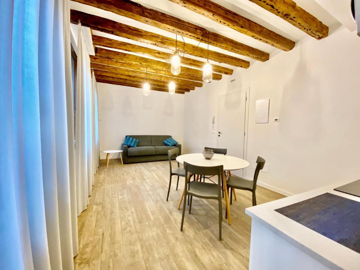 Suite House New Apartments Wi Fi Venice Island Екстериор снимка
